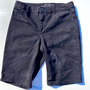 Gloria Vanderbilt Charcoal Denim Shorts Size 10